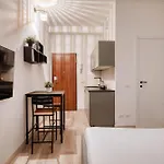 Hostmate - - Pallanza * Milaan
