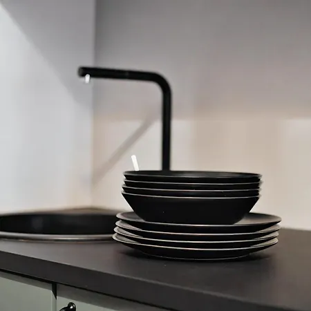Appartement Hostmate - - Pallanza Milaan